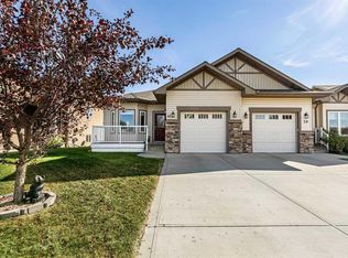 41 W Ebony St, Lacombe, AB T4L 0C8