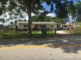 17320 NW 82nd Ave, Hialeah, FL 33015