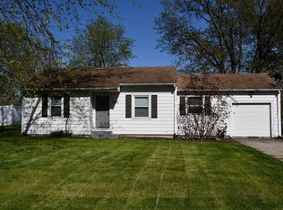 6945 Delaware St, Merrillville, IN 46410