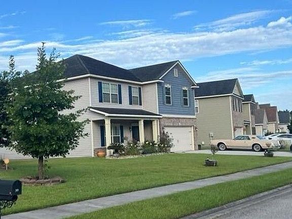 3rd image of 37 Litchfield Dr