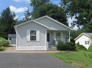 11 Beechwood Rd, Killingworth, CT 06419