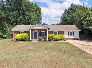 10 Dallas St, Inman, SC 29349