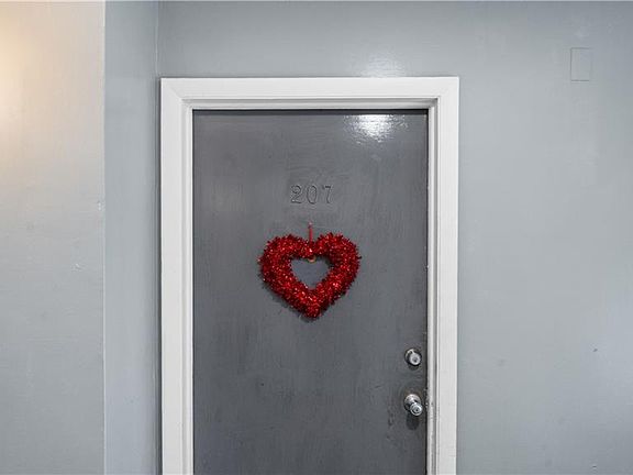 3rd image of 27 Gillen Ave APT 207B