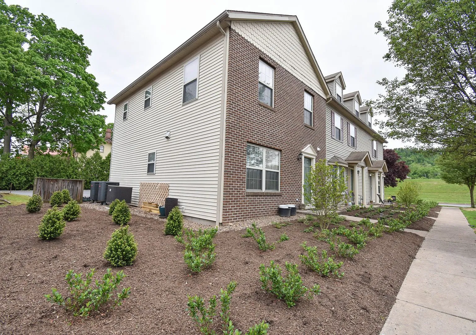 MT372 — Photo 2
