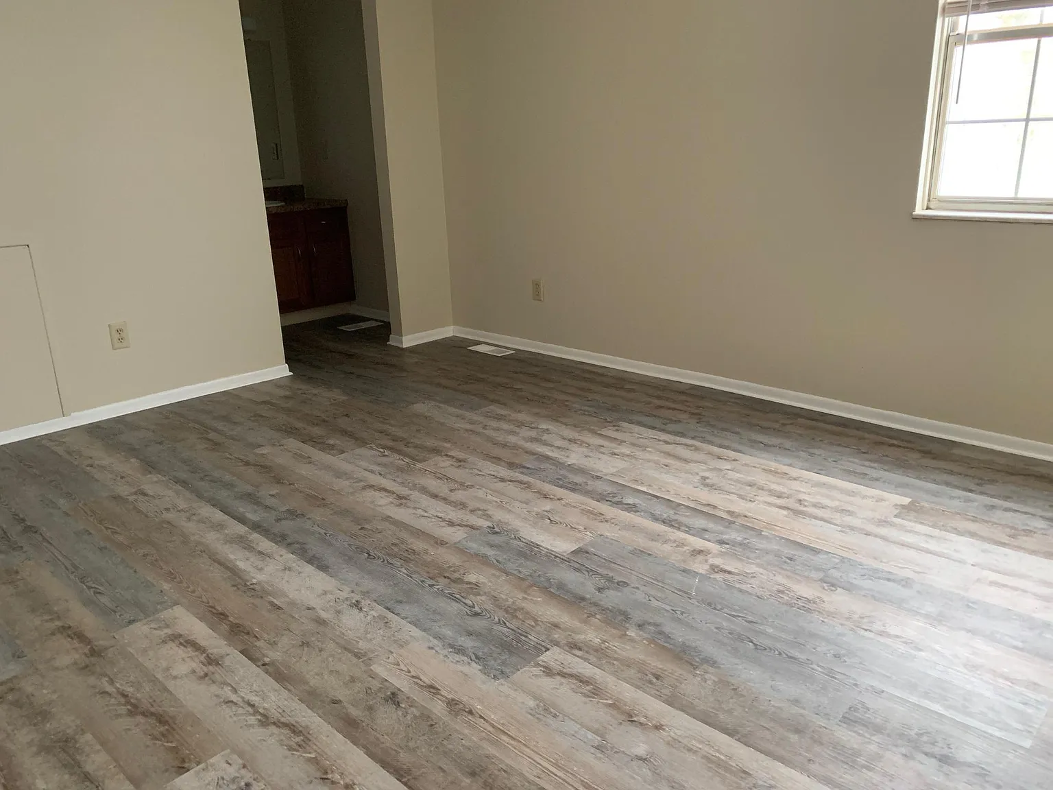 2 bed, 2.5 bath, 1200 sqft, $1,495 — Photo 4