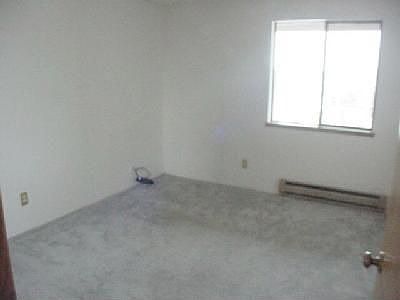 4th image of 9416 1st Ave NE APT 207