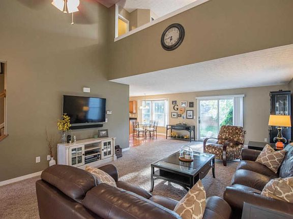 5th image of 8579 Olenbrook Dr