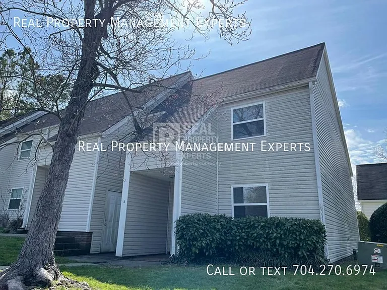 9135 Spyglass Pl #D — Photo 13