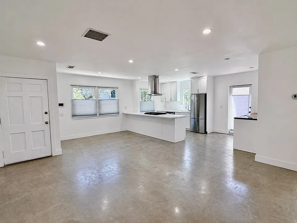 4232 Verdugo Rd