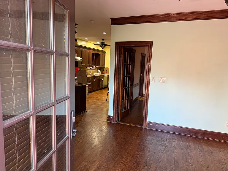 8337 Charlecote Rdg — Photo 2