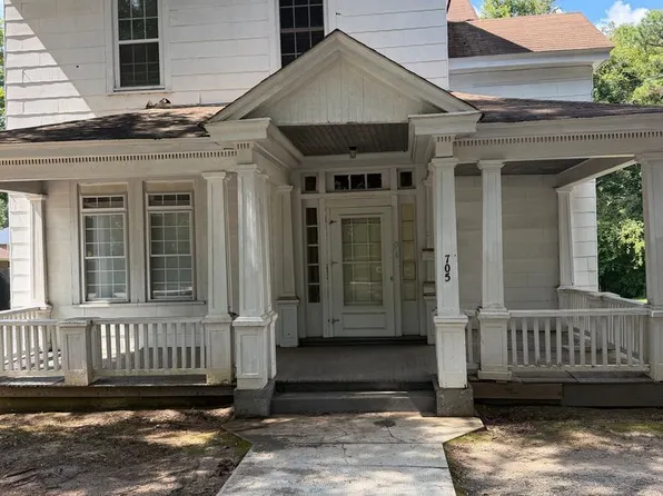 705 Windsor Ave #2, Lawrenceville, VA 23868