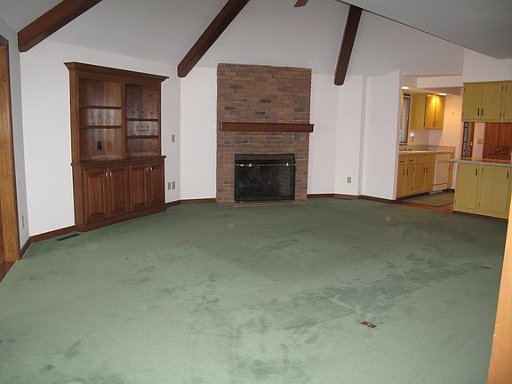 4th image of 8659 Craigston Ct