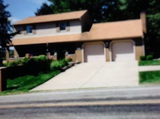 1360 Oakridge Rd, Mc Donald, PA 15057