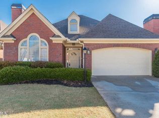 2015 Glenhurst Dr, Snellville, GA 30078