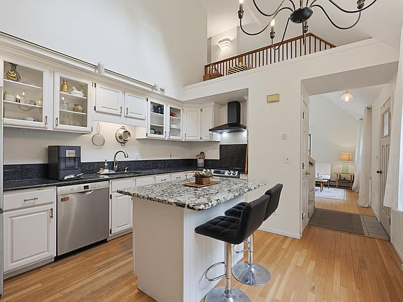 5th image of 633 Harpswell Road