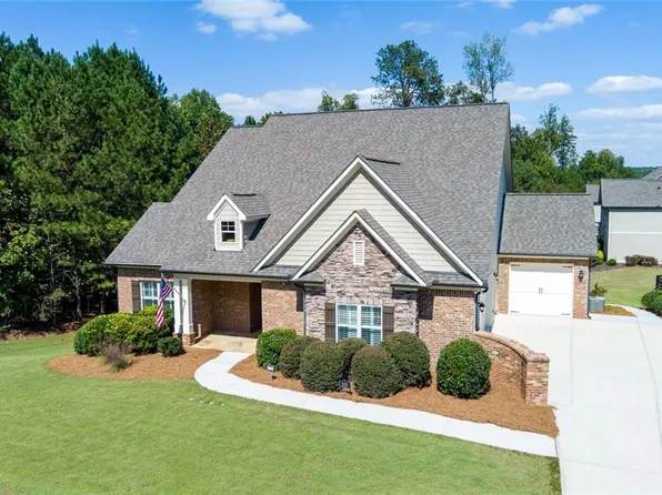 217 Sweetbriar Club Dr, Woodstock, GA 30188