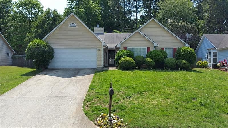 1st image of 675 Paris Dr