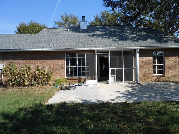 rear view - screened porch