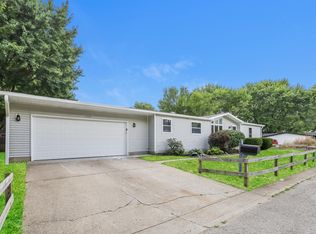 6329 Dardeb Rd, Indianapolis, IN 46241