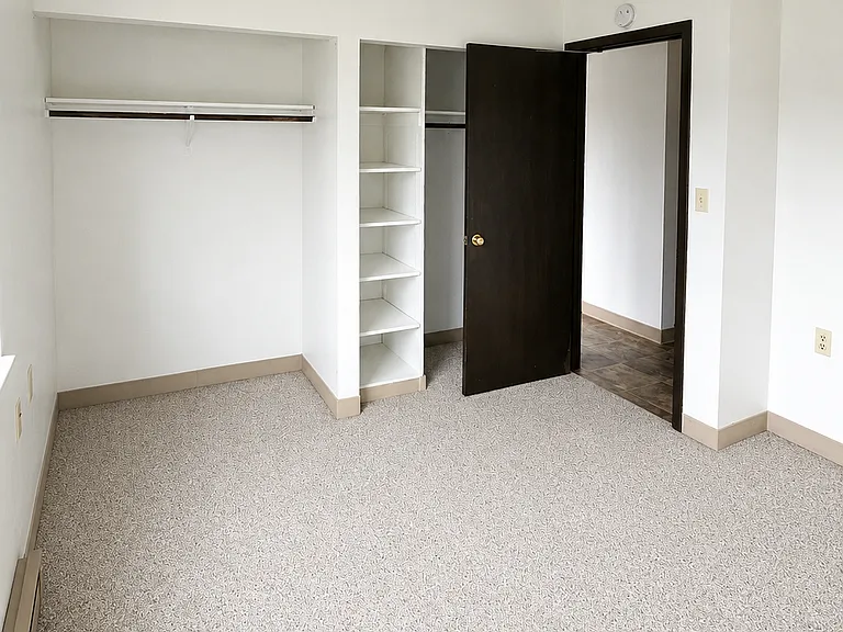 Whispering Pines Apartments — Photo 24