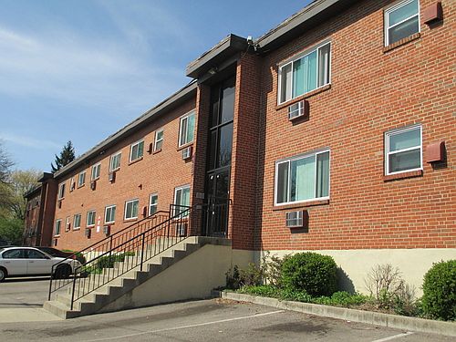 1st image of 4605 Chippewa St #12