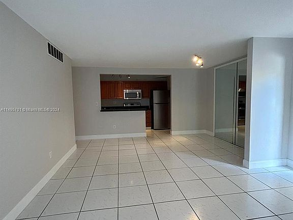 4th image of 4650 NW 79th Ave APT 1H