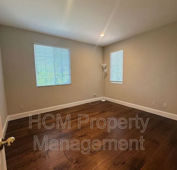 36 Middleton — Photo 27