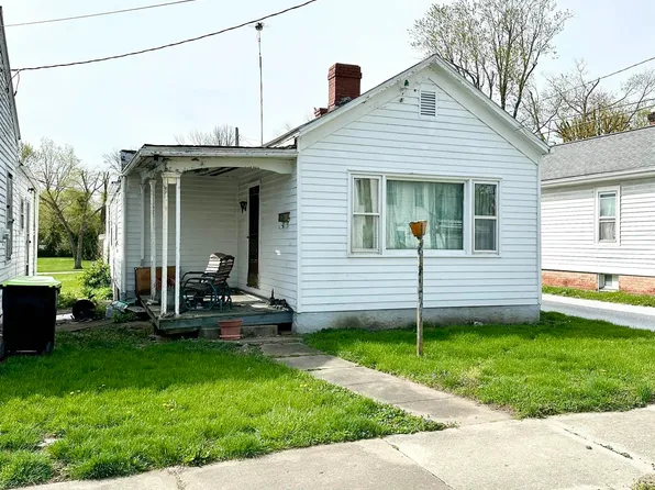 321 E Beecher Ave, Jacksonville, IL 62650