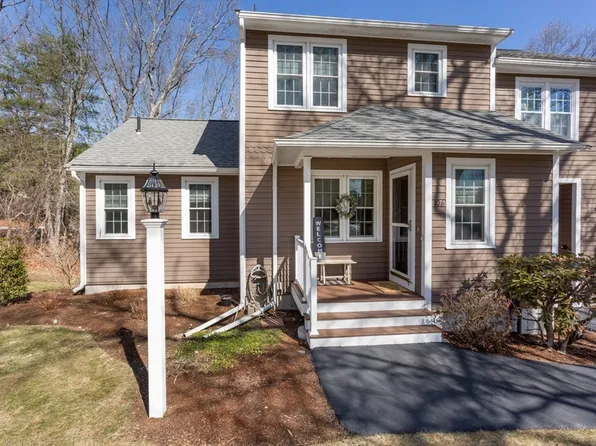 106 Laurelwood Dr, Hopedale, MA 01747