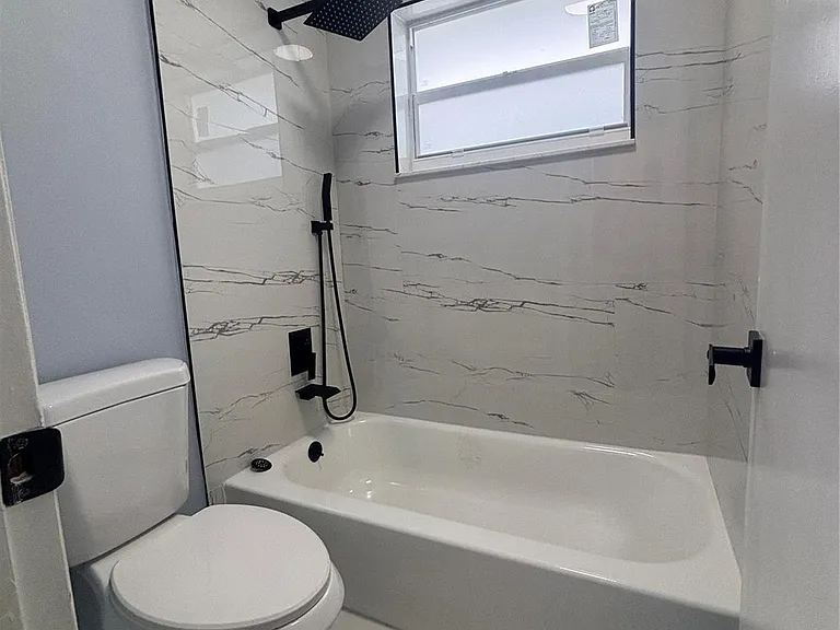 814 SW 12th Pl — Photo 16