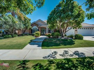 10314 Ashbourne Dr, Bakersfield, CA 93312