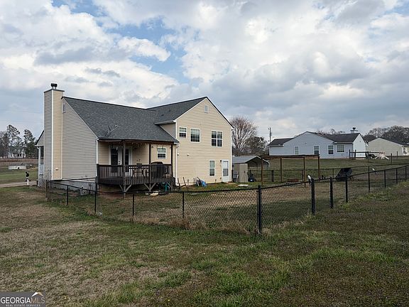 4th image of 137 Stonebrooke Dr