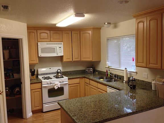 2nd image of 3253 La Canada Dr APT 1