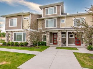 9749 S Agora Ln, South Jordan, UT 84095