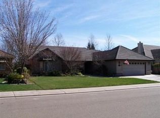 68 Applewood Dr, Lodi, CA 95242