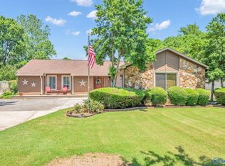 112 Leathertree Ln, Madison, AL 35758