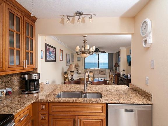 5th image of 6104 Palma Del Mar Blvd S APT 401