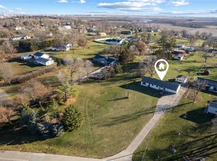 6251 Williams Blvd, Cedar Rapids, IA 52404