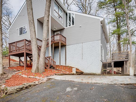 3rd image of 5 Brentwood St