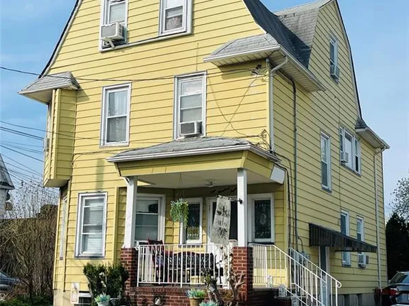 108 Bellevue Ave, Elmwood Park, NJ 07407