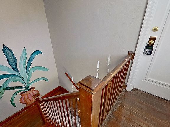 4th image of 1738 Flagler Ave