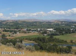 Nka Pebbles Crest Ln, Yakima, WA 98908