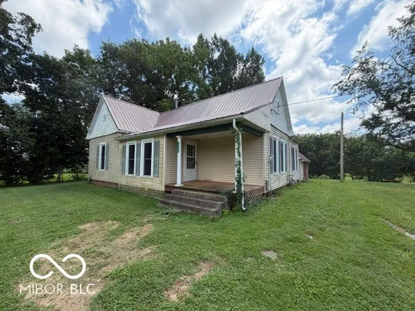 219 E Church St, Bloomingdale, IN 47832