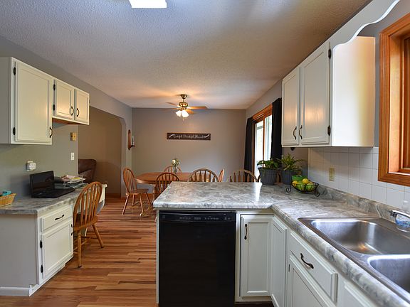 5th image of 12949 Brentwood Cir