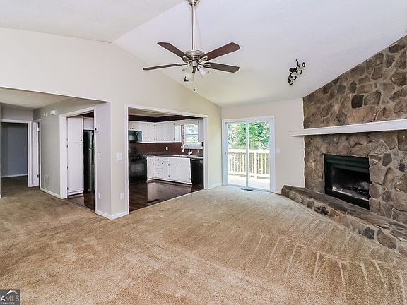 2nd image of 3521 Sandra Dr