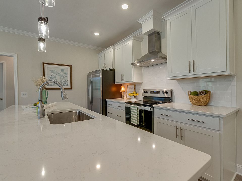 1st image of 3115 Patcham Dr #101