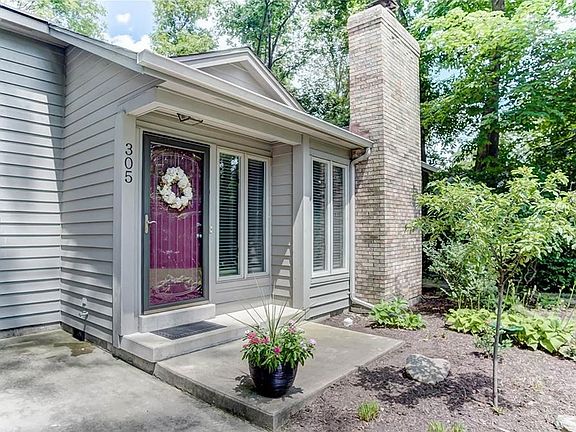 2nd image of 305 Green Oak Dr