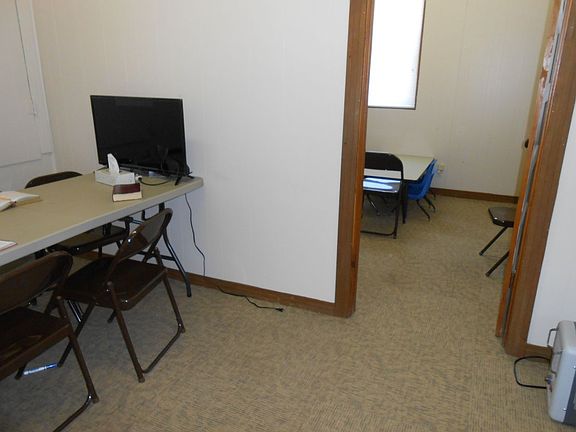 3rd image of 212 E Benton Ave
