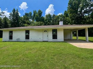 10009 Red Lick Rd, Lorman, MS 39096