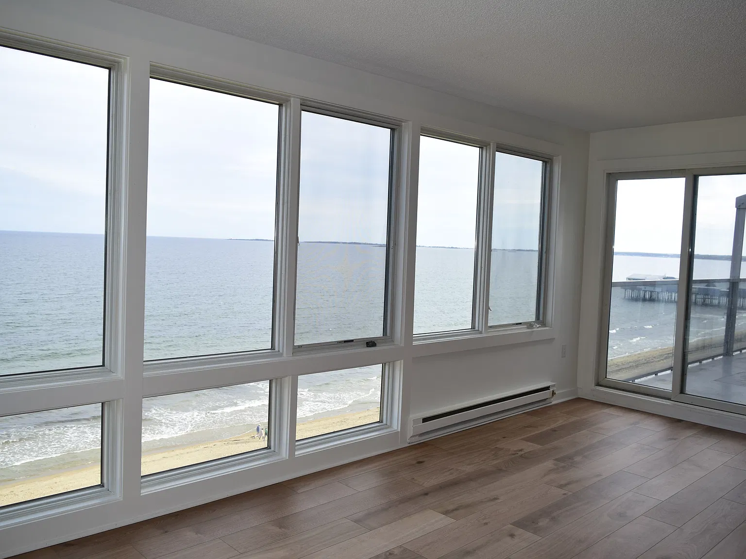2 bed, 1630 sqft, $4,000 — Photo 2